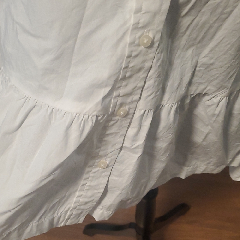 Gap Classic White Button-Up Blouse - image 4